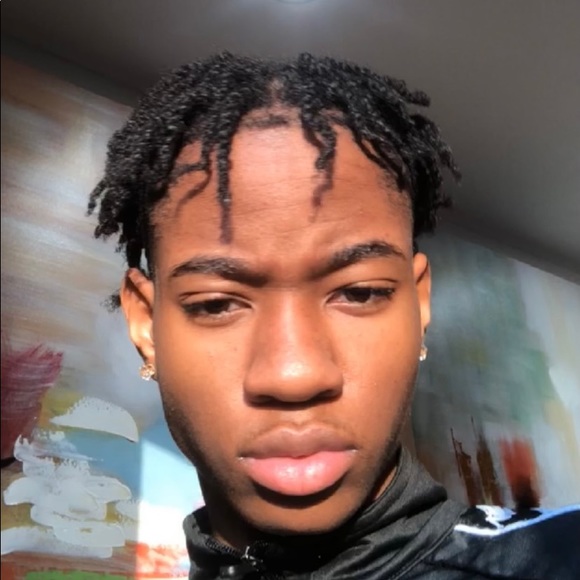 Meet your Posher, Gabriel - Picture 1 of 1